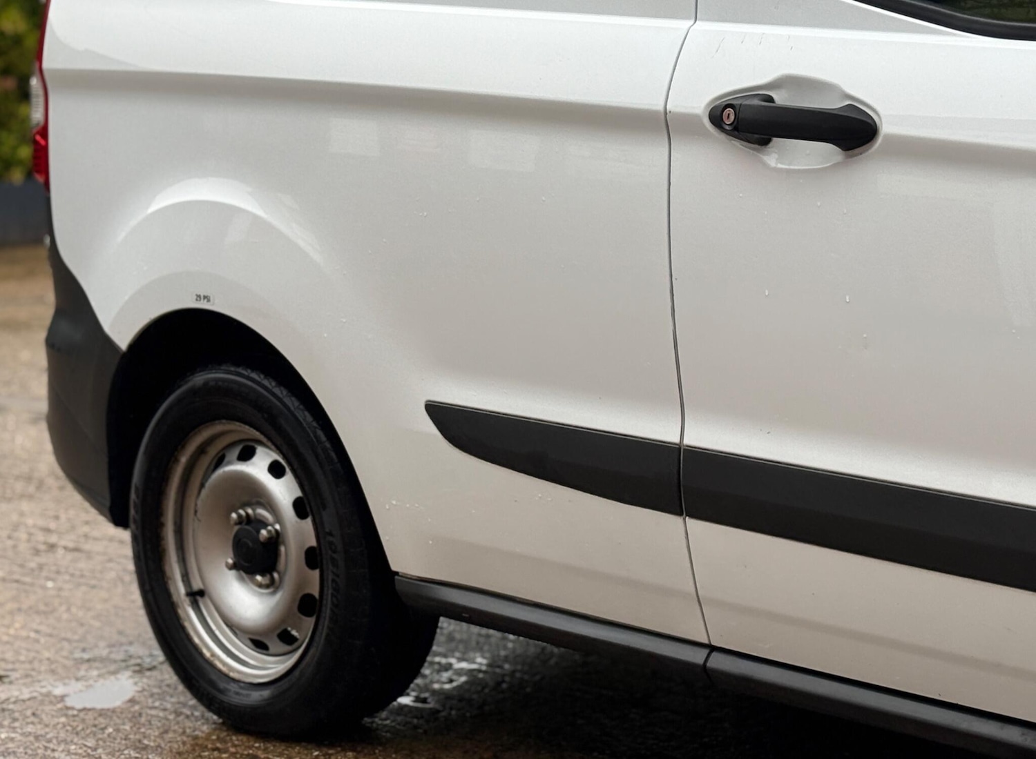 Used Ford Transit Courier 2020 for sale - 77336897: Photo 24