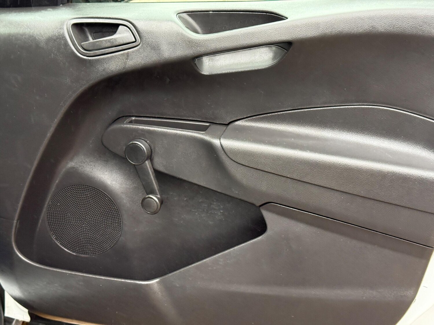 Used Ford Transit Courier 2020 for sale - 77336897: Photo 34