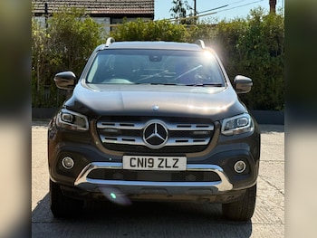 Used Mercedes-Benz X Class 2019 for sale - 79490141: Photo