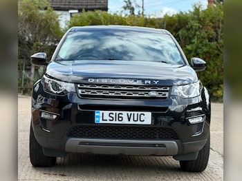 Used Land Rover Discovery Sport 2016 for sale - 75962179: Photo