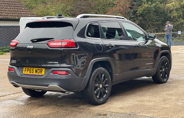 Used Jeep Cherokee 2015 for sale - 76273778: Photo 11