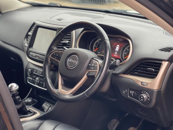 Used Jeep Cherokee 2015 for sale - 76273778: Photo 13