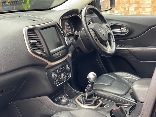 Used Jeep Cherokee 2015 for sale - 76273778: Photo 14