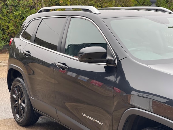 Used Jeep Cherokee 2015 for sale - 76273778: Photo 21