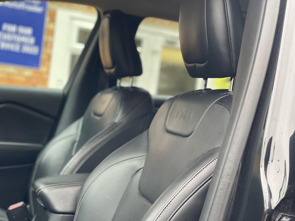 Used Jeep Cherokee 2015 for sale - 76273778: Photo 36