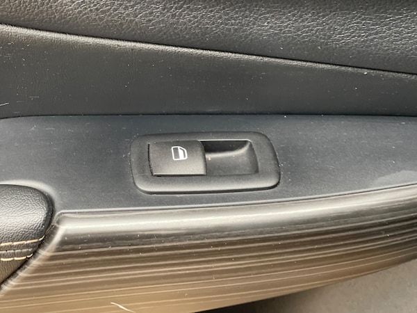 Used Jeep Cherokee 2015 for sale - 76273778: Photo 41