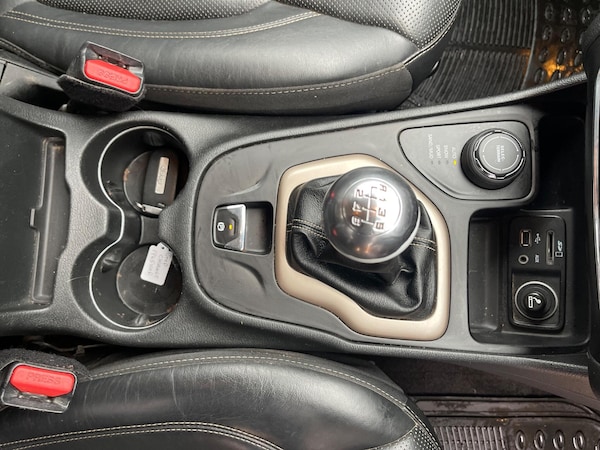 Used Jeep Cherokee 2015 for sale - 76273778: Photo 54