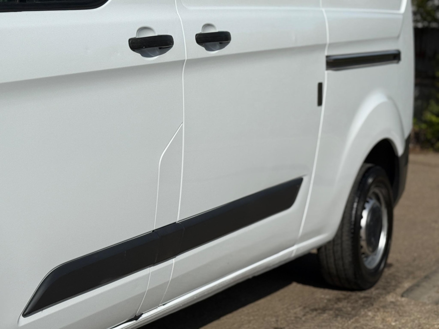 Used Ford Transit Custom 2017 for sale - 76368997: Photo 25