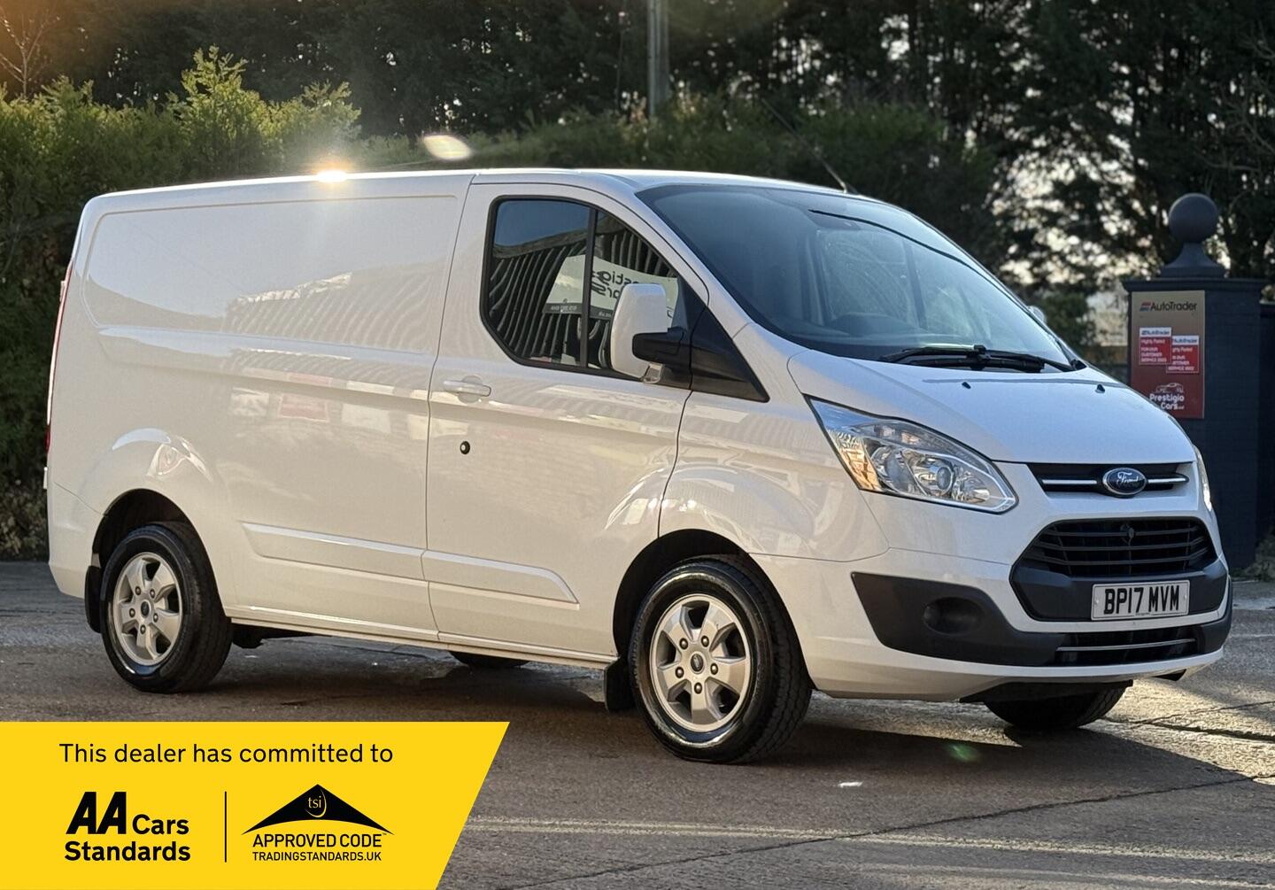 Used Ford Transit Custom 2017 for sale - 76757100: Photo 1