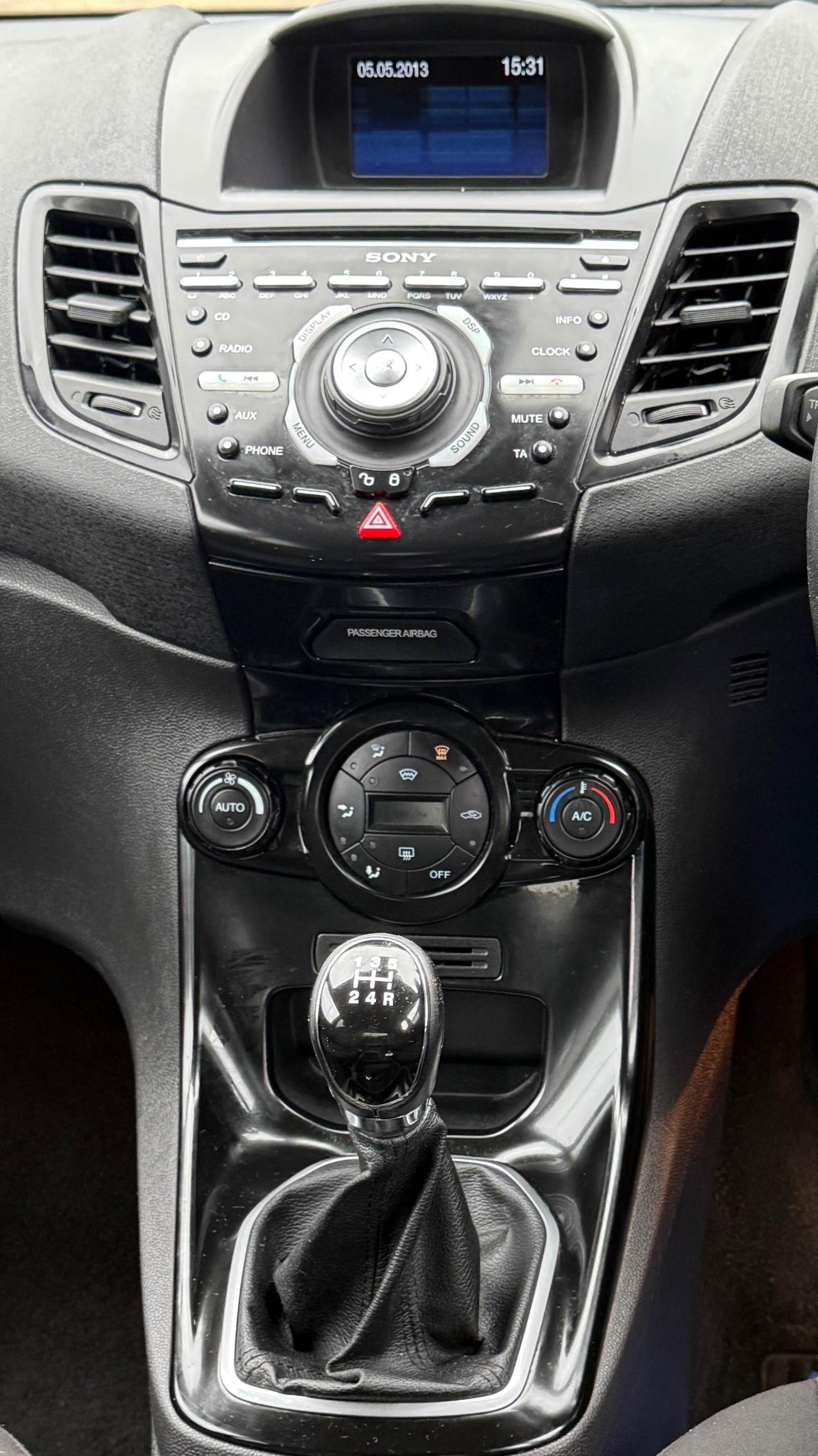 Used Ford Fiesta 2013 for sale - 76305294: Photo 18