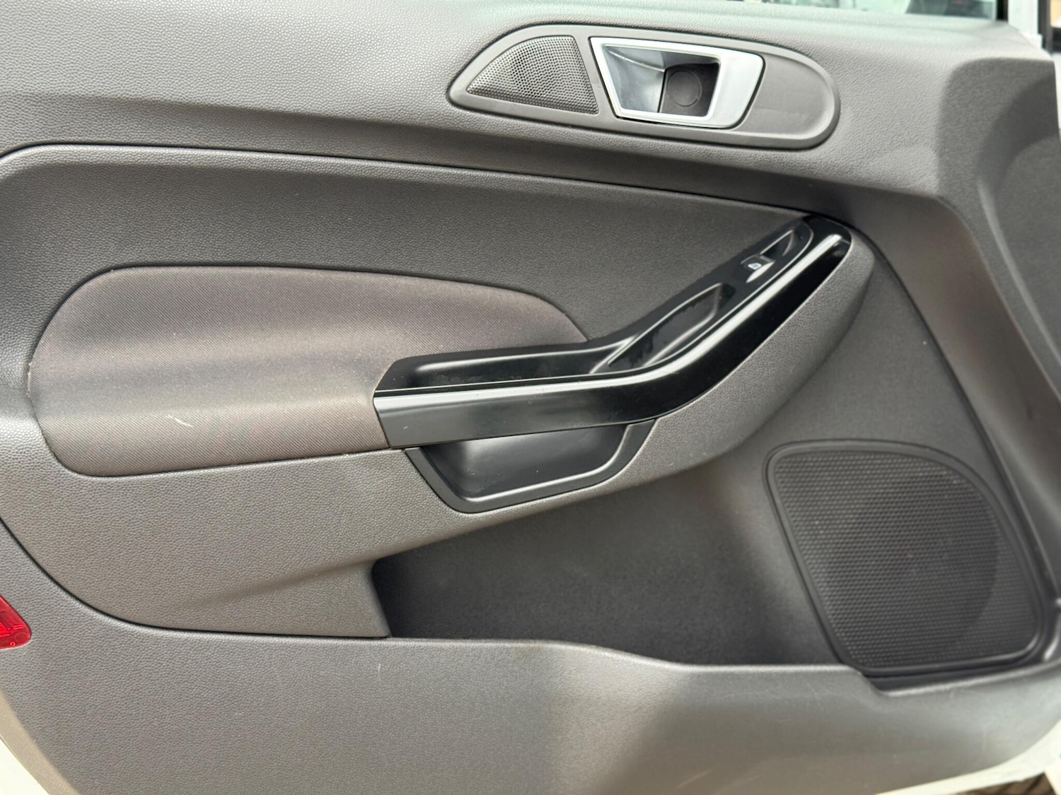 Used Ford Fiesta 2013 for sale - 76305294: Photo 36