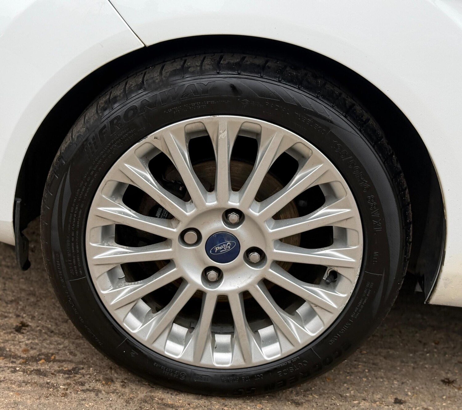 Used Ford Fiesta 2013 for sale - 76305294: Photo 44