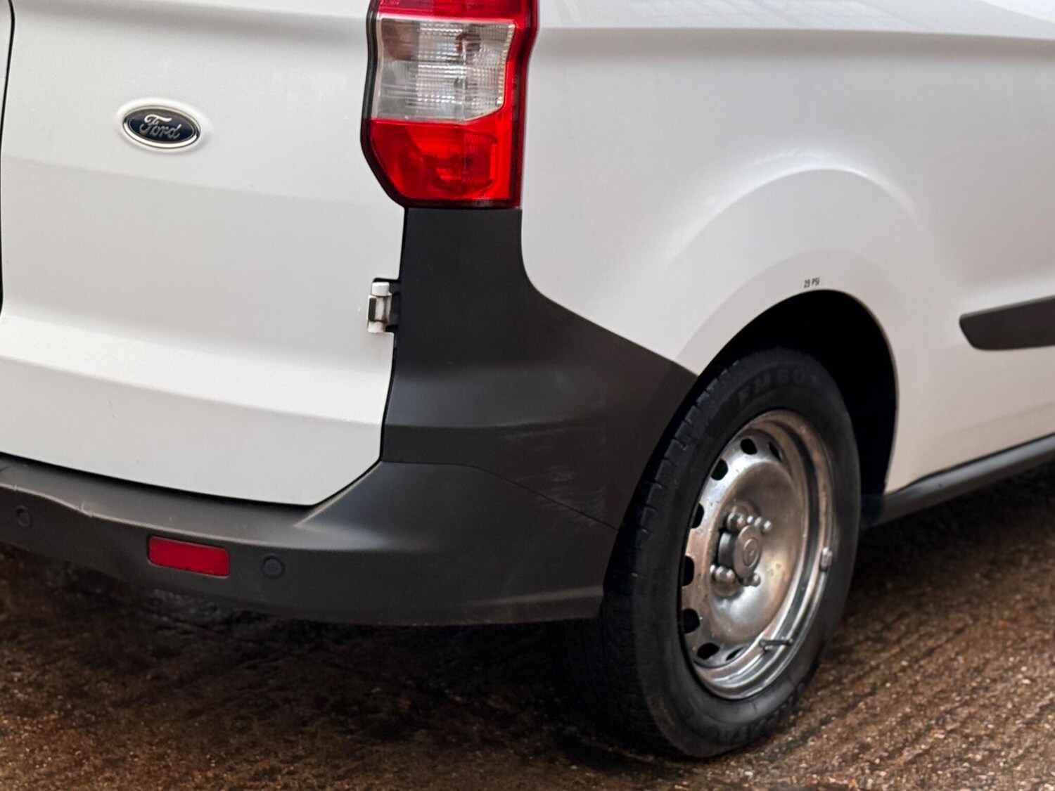 Used Ford Transit Courier 2020 for sale - 78132115: Photo 30