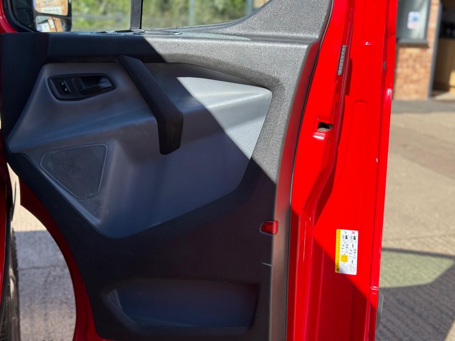 Used Ford Transit Custom 2017 for sale - 78029121: Photo 33