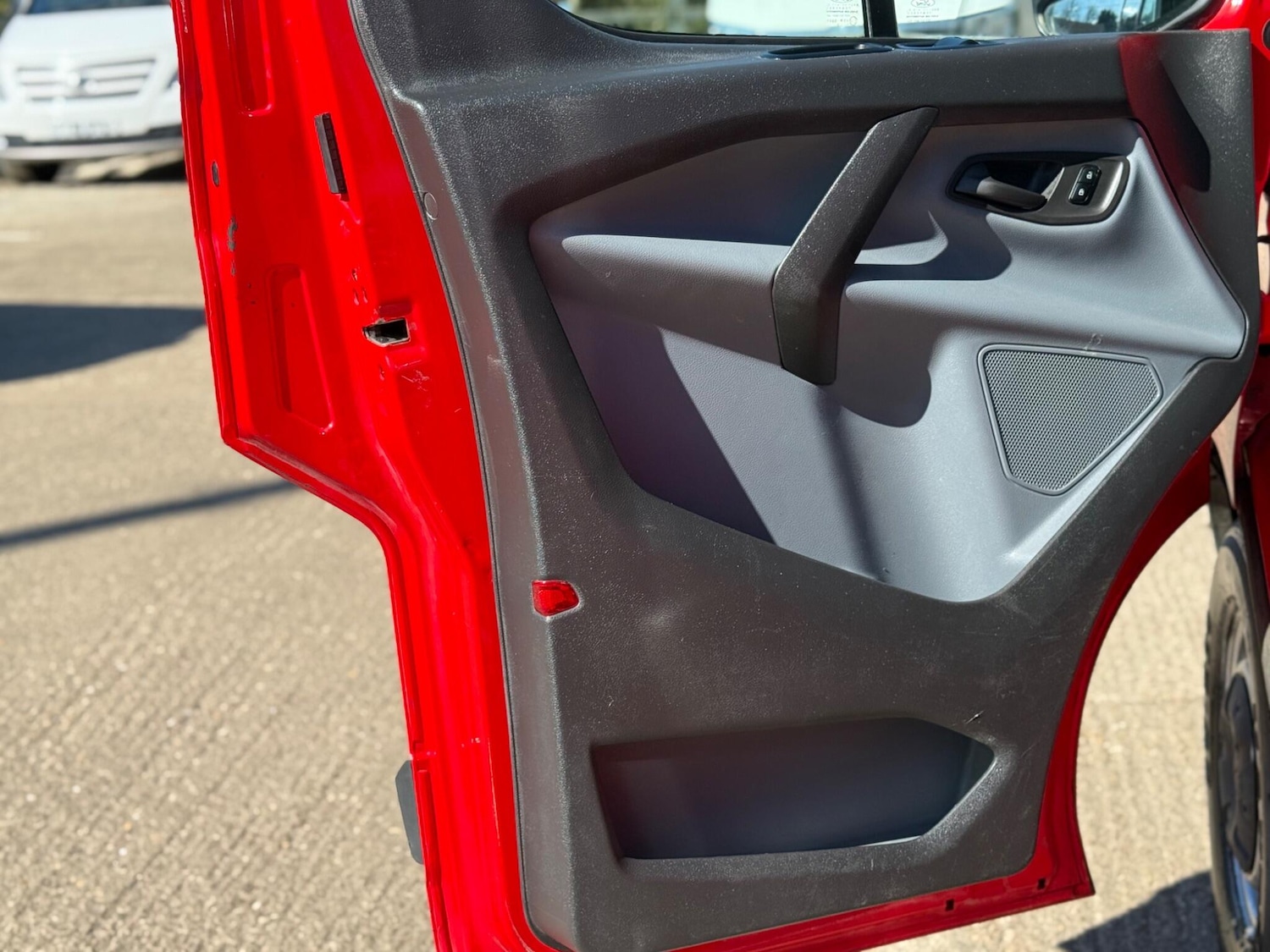 Used Ford Transit Custom 2017 for sale - 78029121: Photo 35