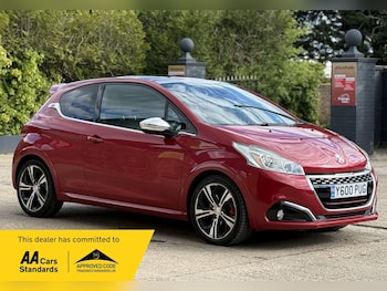 Used Peugeot 208 2015 for sale - 78300183: Photo