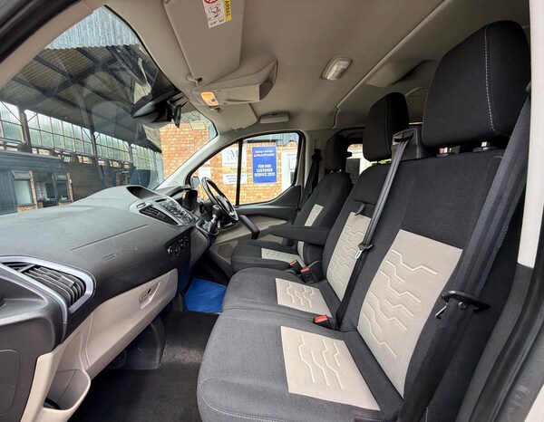 Used Ford Tourneo Custom 2018 for sale - 75399268: Photo 11