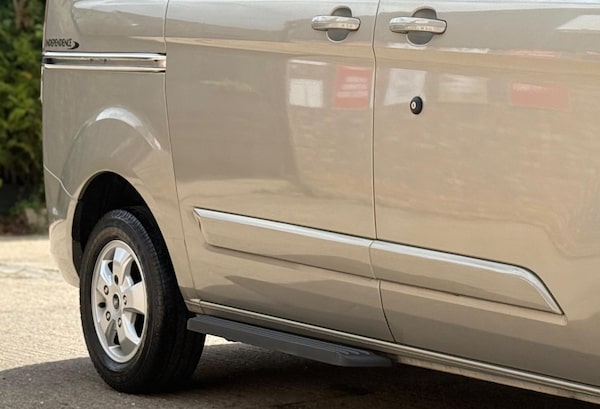 Used Ford Tourneo Custom 2018 for sale - 75399268: Photo 22