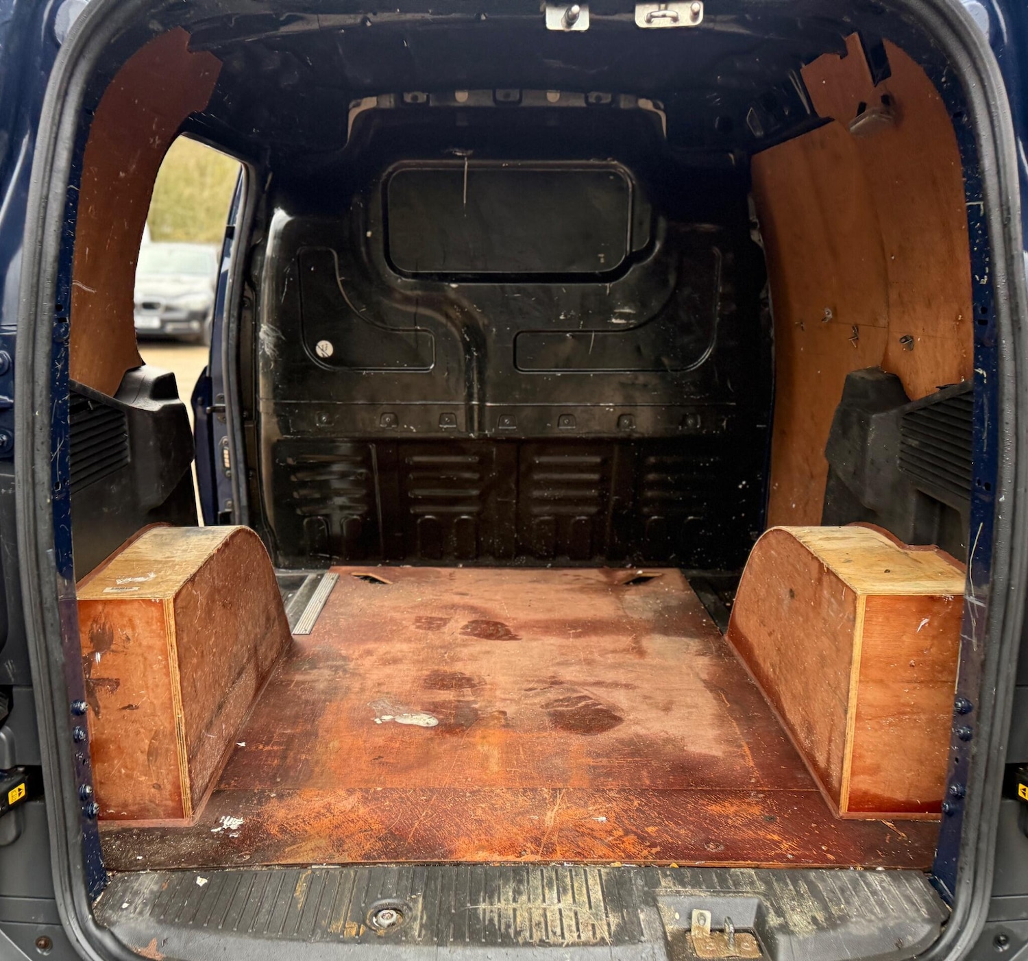 Used Ford Transit Courier 2016 for sale - 77483268: Photo 16