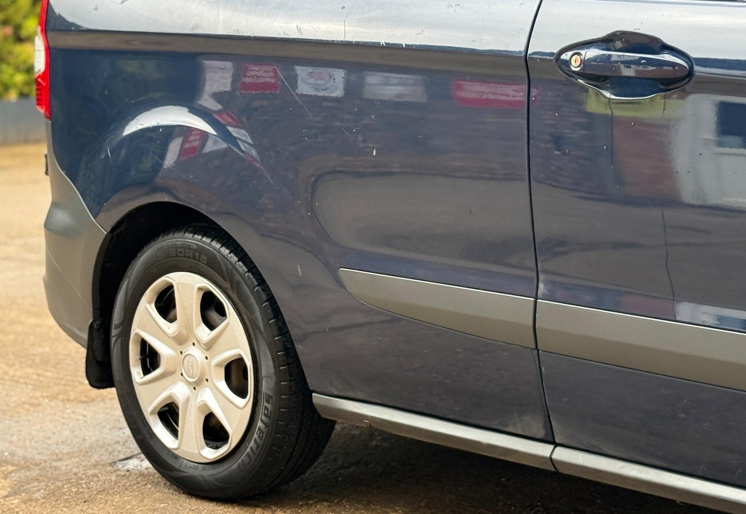 Used Ford Transit Courier 2016 for sale - 77483268: Photo 22