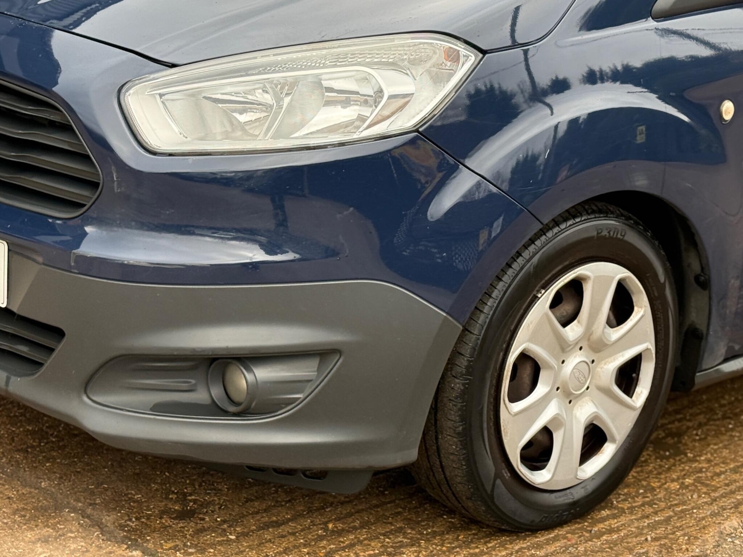 Used Ford Transit Courier 2016 for sale - 77483268: Photo 23