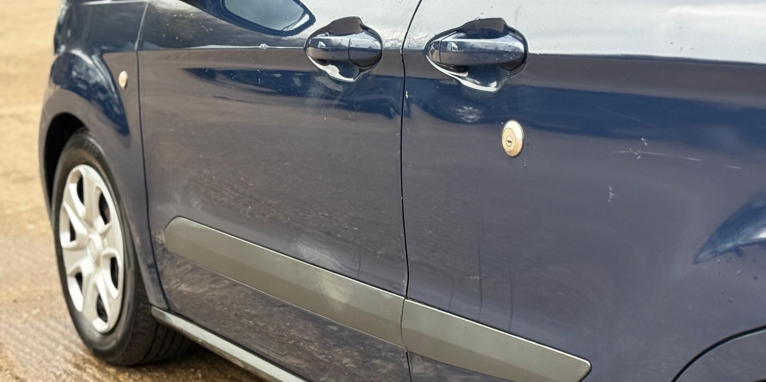 Used Ford Transit Courier 2016 for sale - 77483268: Photo 28