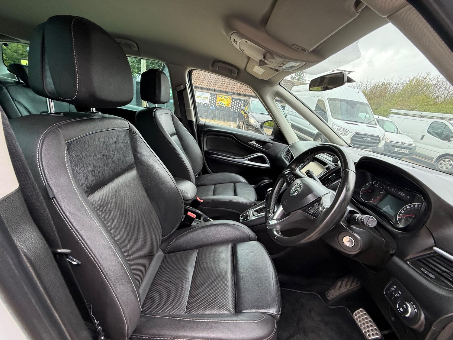 Used Vauxhall Zafira Tourer 2017 for sale - 78122248: Photo 14