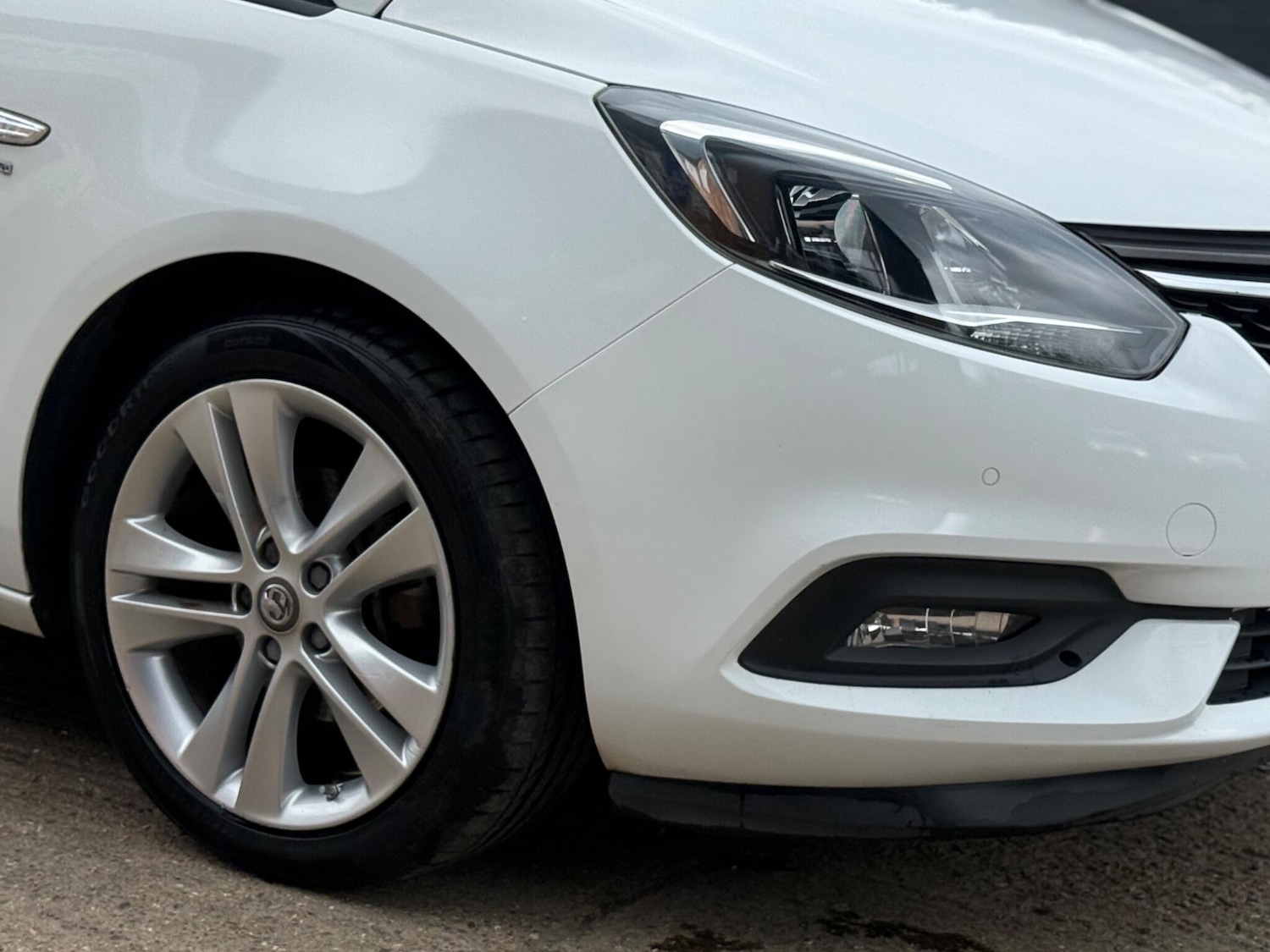 Used Vauxhall Zafira Tourer 2017 for sale - 78122248: Photo 22