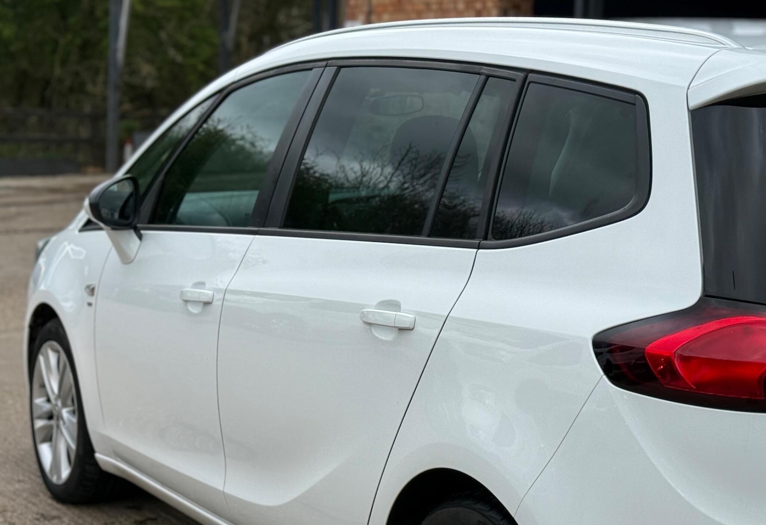 Used Vauxhall Zafira Tourer 2017 for sale - 78122248: Photo 29