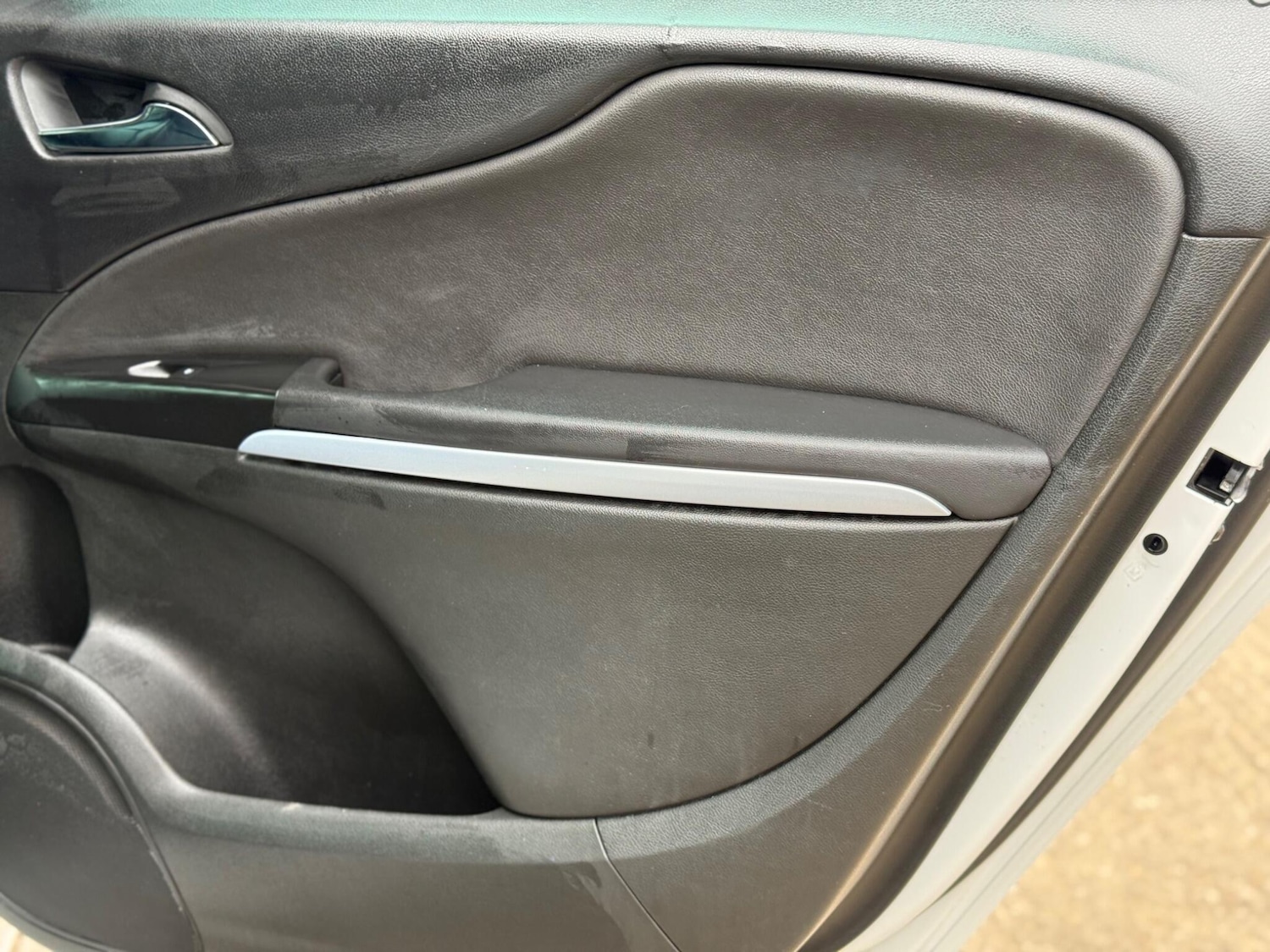 Used Vauxhall Zafira Tourer 2017 for sale - 78122248: Photo 41