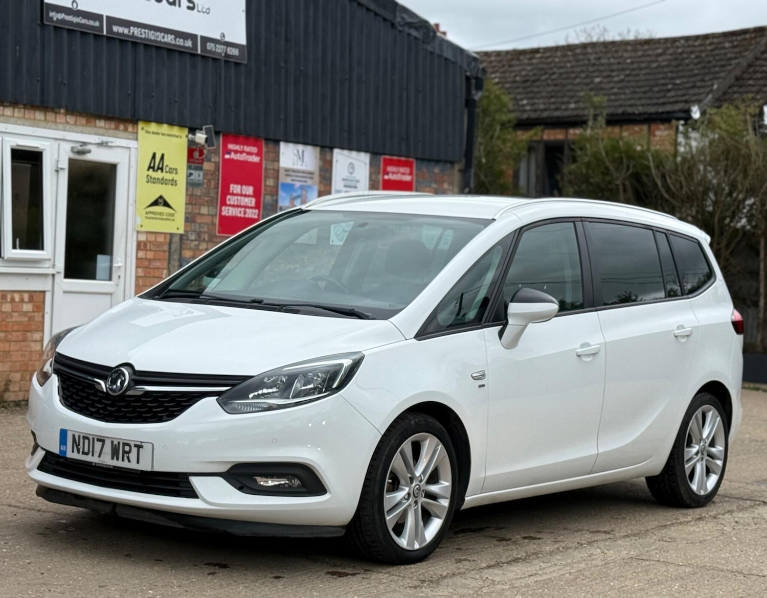 Used Vauxhall Zafira Tourer 2017 for sale - 78122248: Photo 5