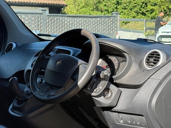 Used Renault Kangoo 2018 for sale - 79331064: Photo