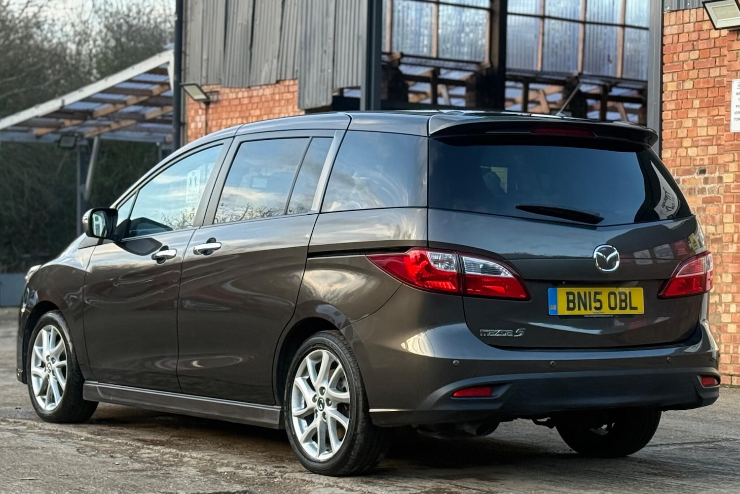 Used Mazda Mazda5 2015 for sale - 77542603: Photo 9