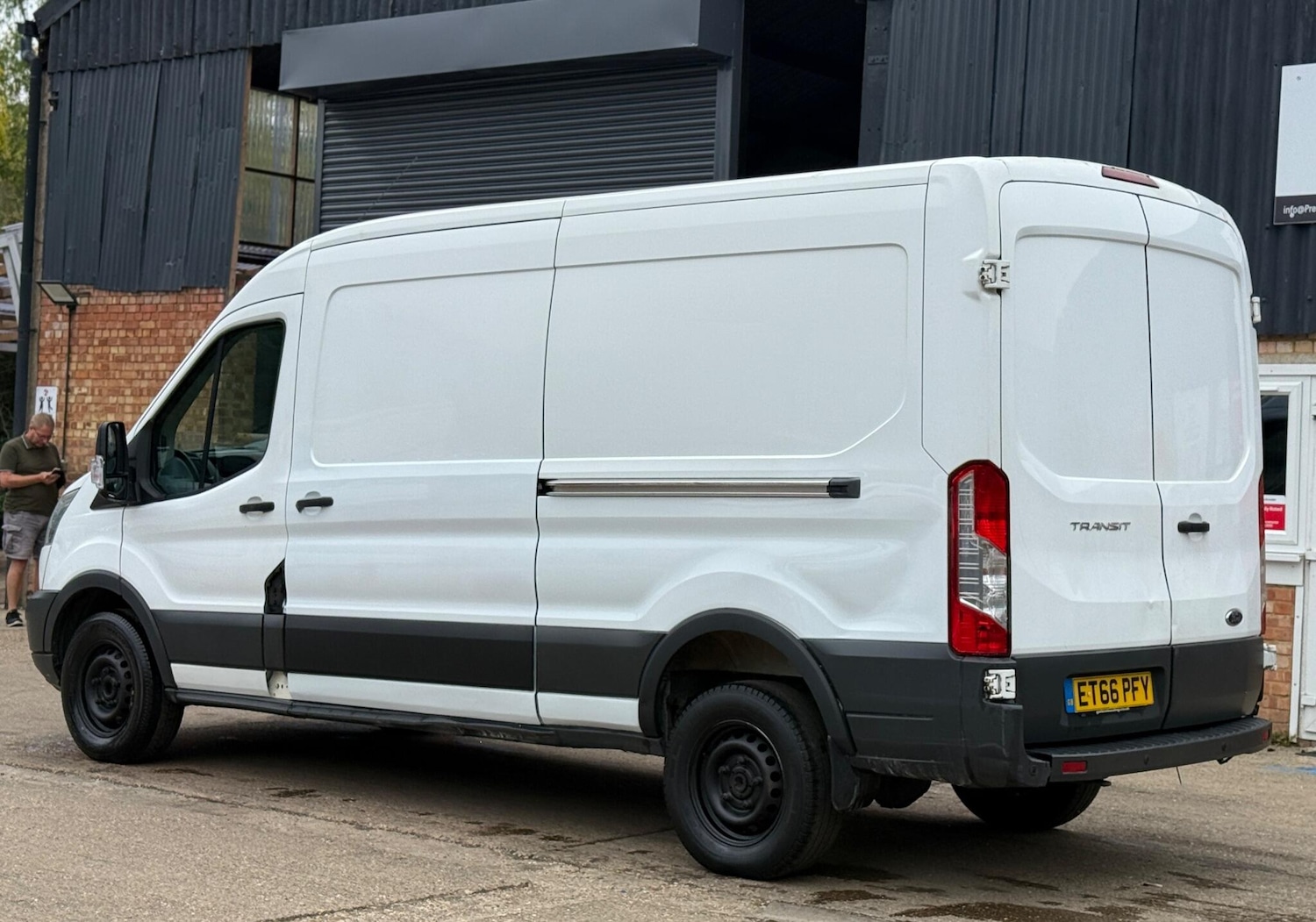 Used Ford Transit 2017 for sale - 76243553: Photo 9
