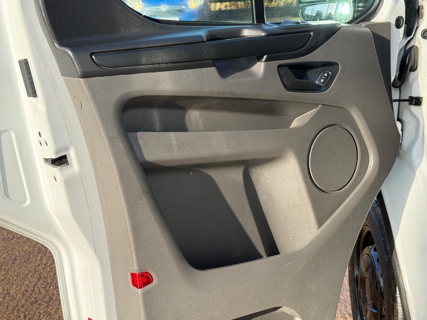 Used Ford Transit Custom 2018 for sale - 77350486: Photo 37