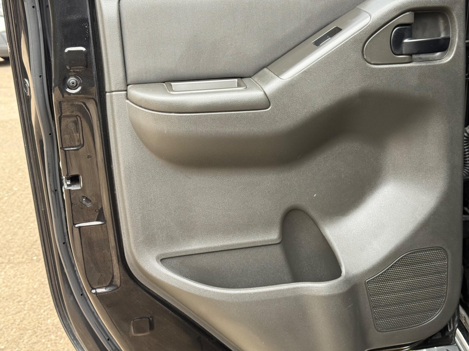 Used Nissan Navara 2015 for sale - 78083992: Photo 35