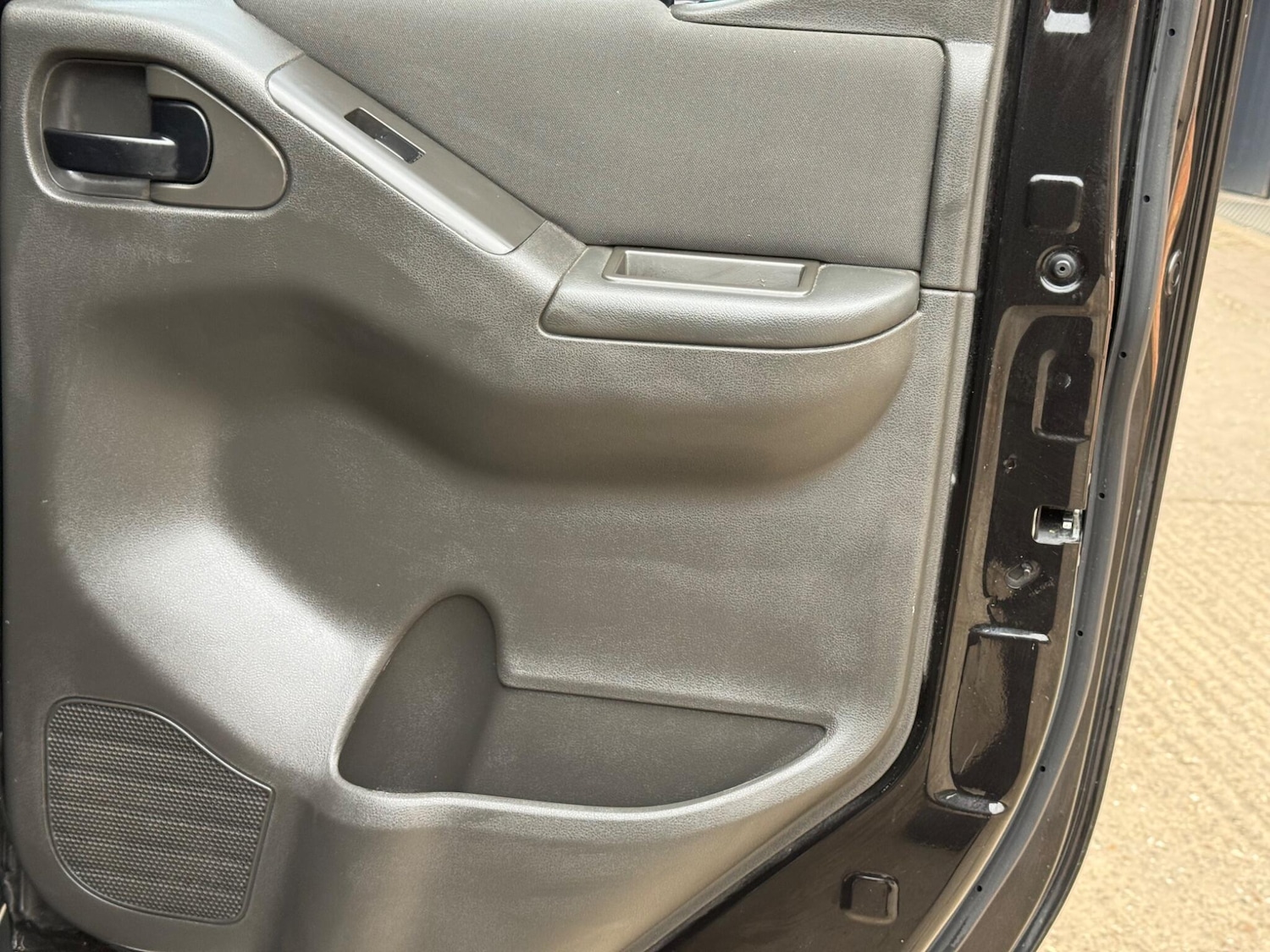 Used Nissan Navara 2015 for sale - 78083992: Photo 37