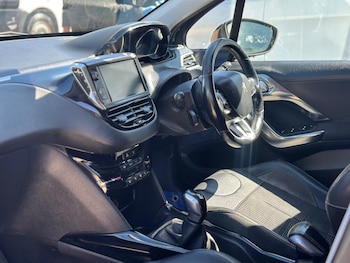 Used Peugeot 2008 2018 for sale - 78359201: Photo