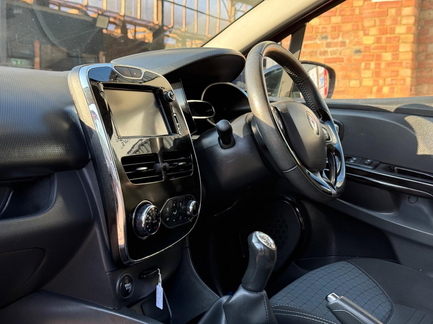 Used Renault Clio 2014 for sale - 78201493: Photo 15