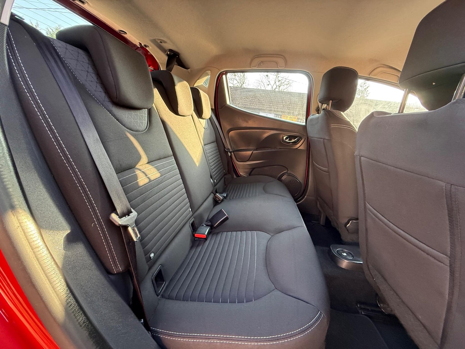 Used Renault Clio 2014 for sale - 78201493: Photo 37