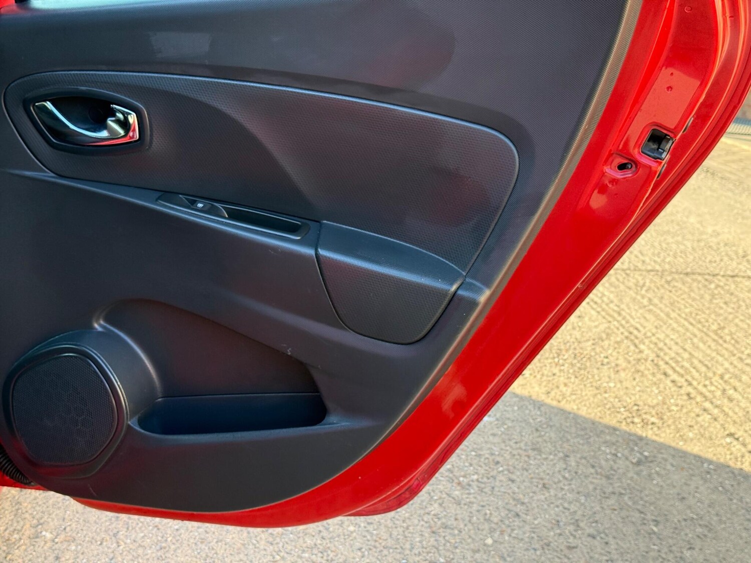 Used Renault Clio 2014 for sale - 78201493: Photo 38