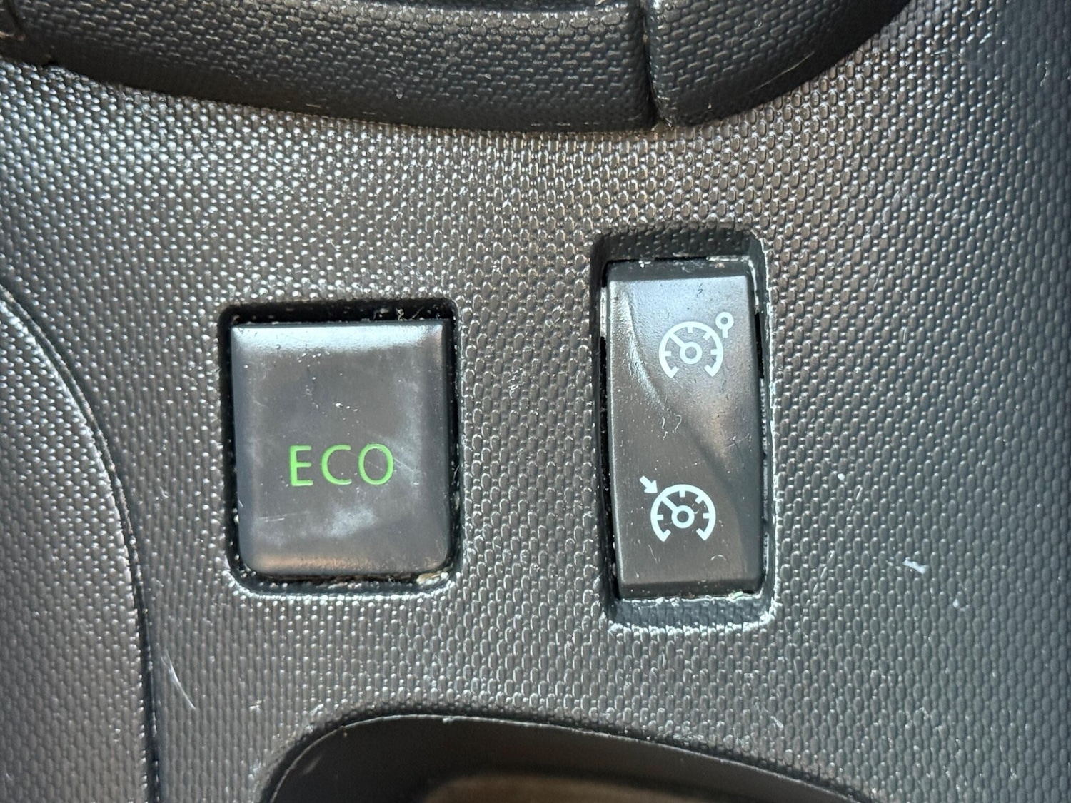 Used Renault Clio 2014 for sale - 78201493: Photo 45