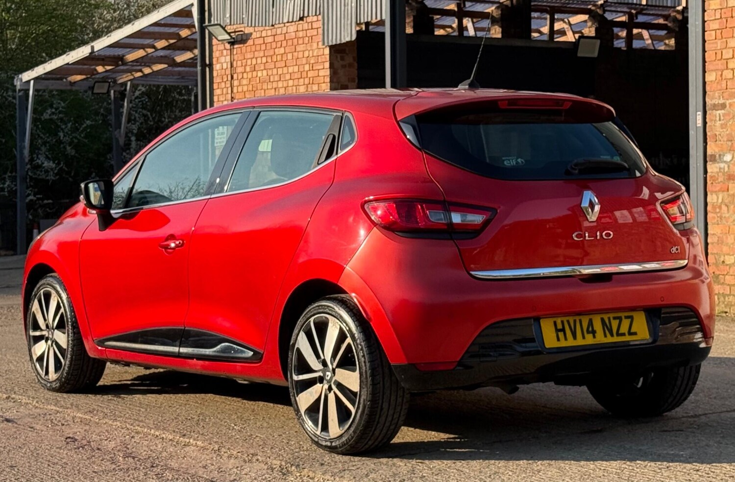 Used Renault Clio 2014 for sale - 78201493: Photo 9