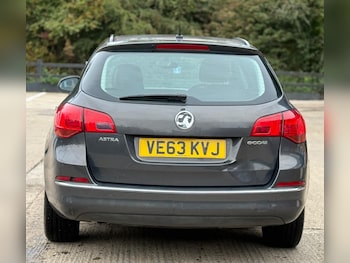 Used Vauxhall Astra 2013 for sale - 76165143: Photo
