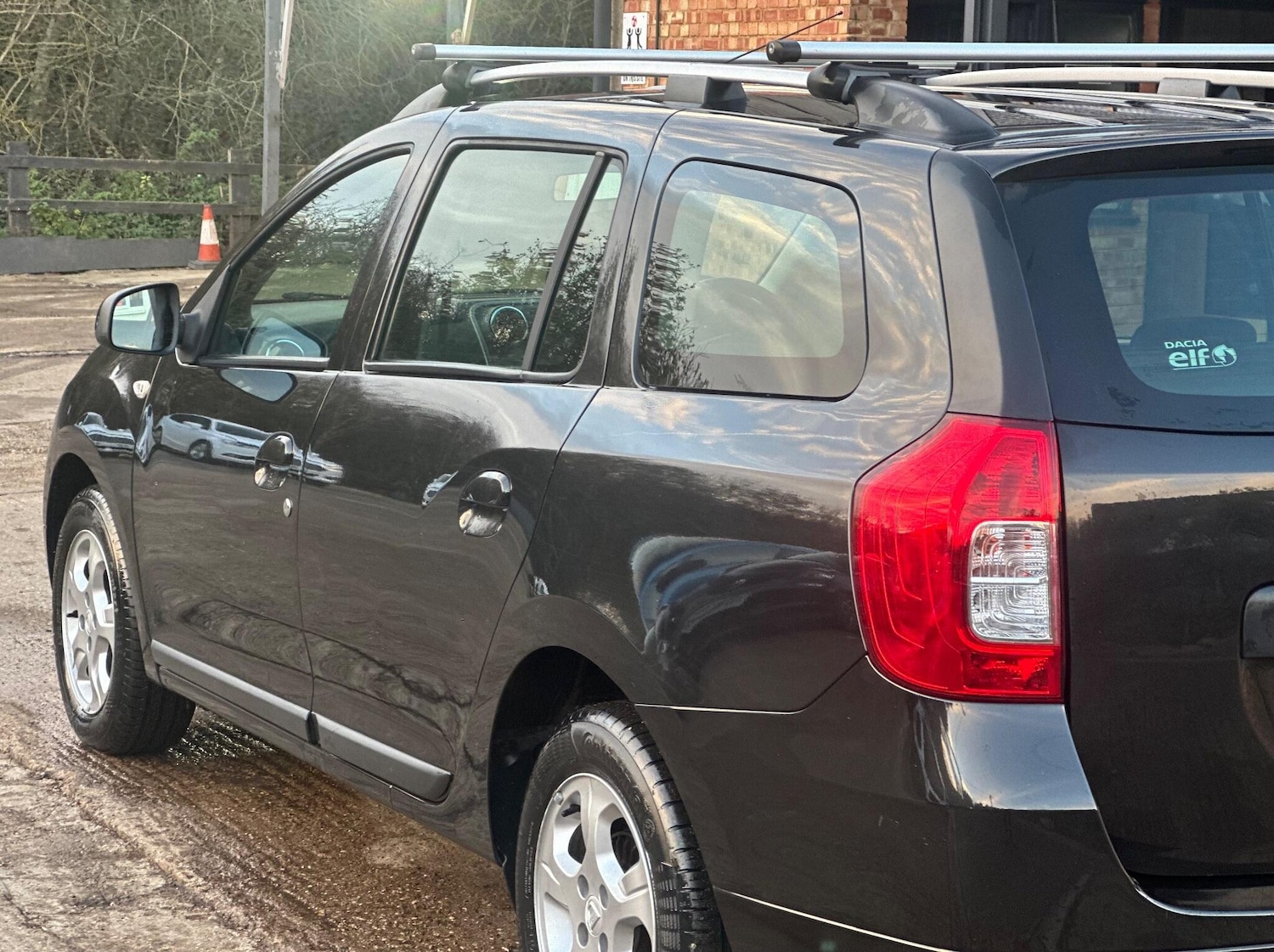 Used Dacia Logan MCV 2016 for sale - 76711928: Photo 27