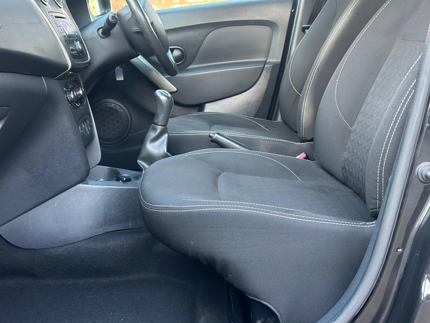 Used Dacia Logan MCV 2016 for sale - 76711928: Photo 35