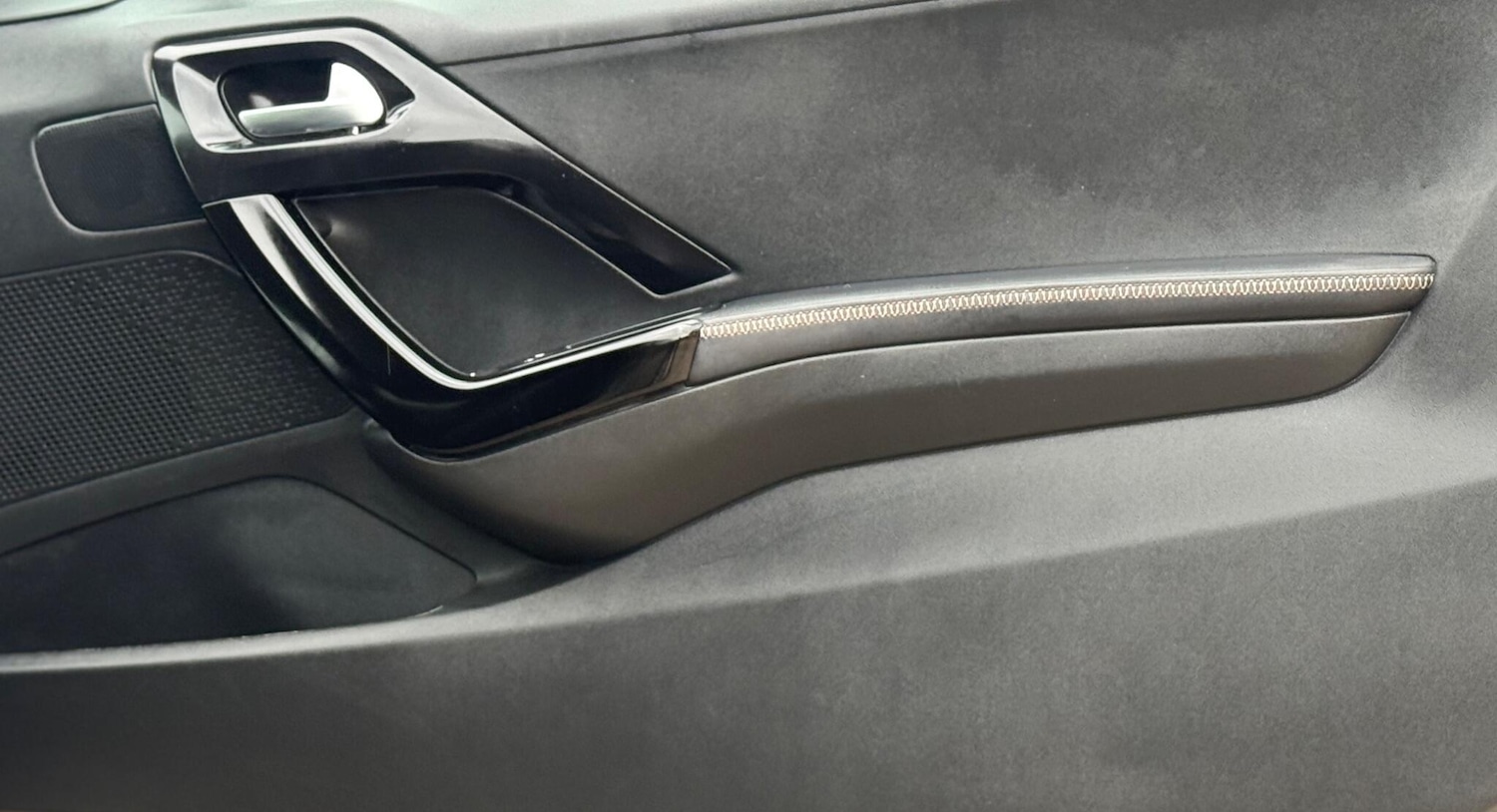 Used Peugeot 208 2015 for sale - 76174173: Photo 15