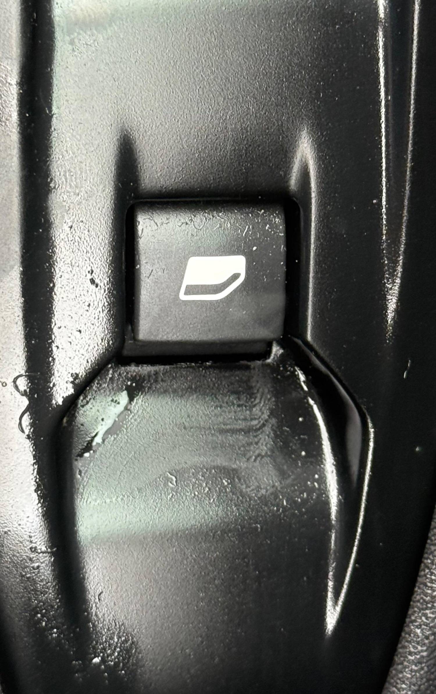 Used Peugeot 208 2015 for sale - 76174173: Photo 41