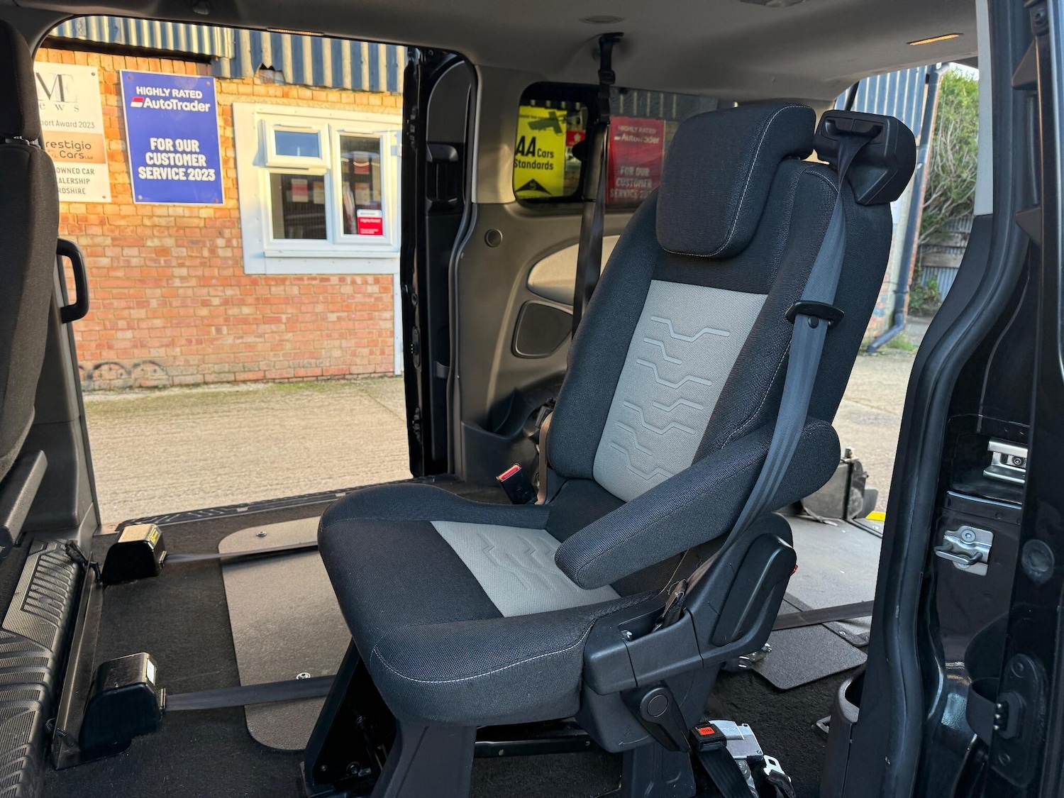 Used Ford Tourneo Custom 2018 for sale - 76883960: Photo 17