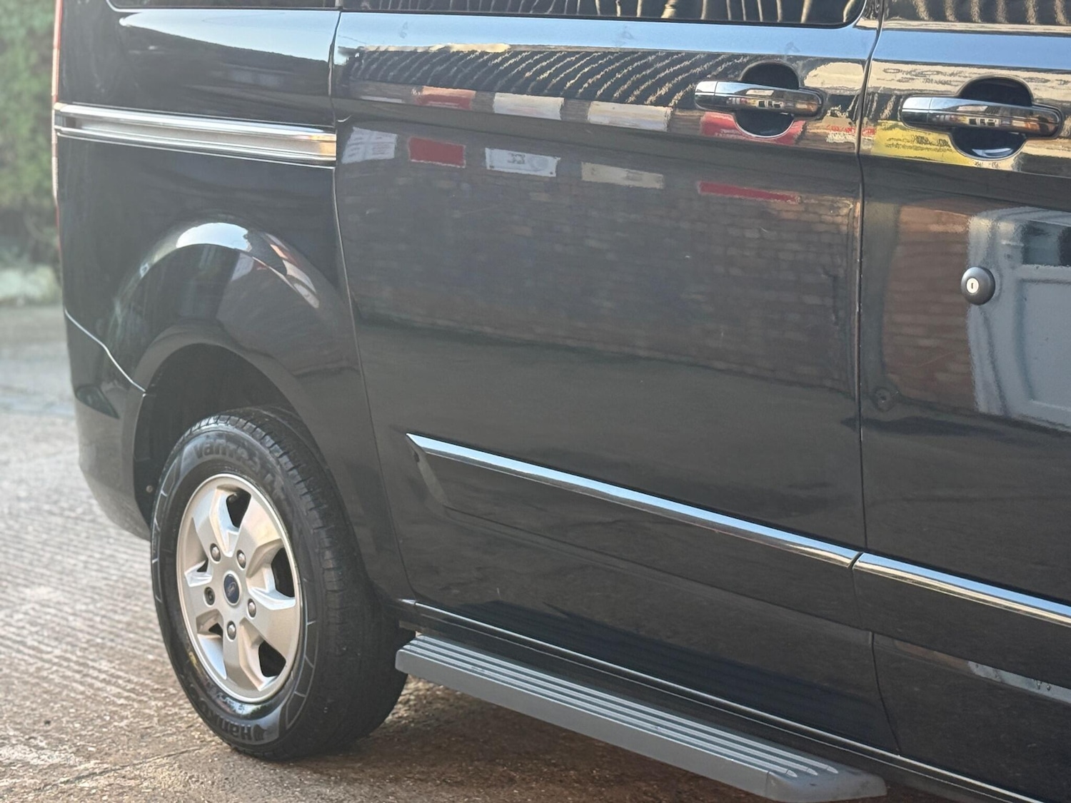 Used Ford Tourneo Custom 2018 for sale - 76883960: Photo 25